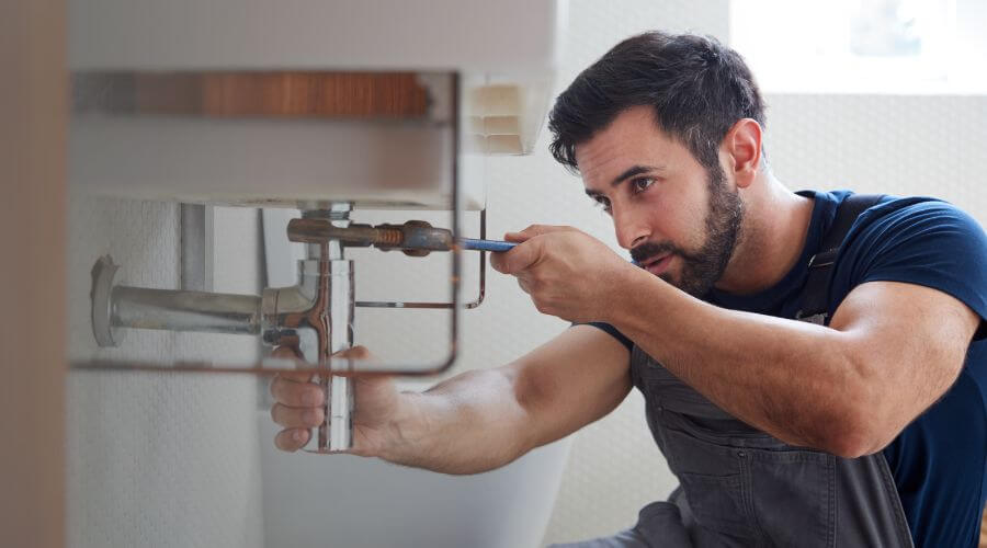 Faucet aerator cleaning/replacement in La Center, KY